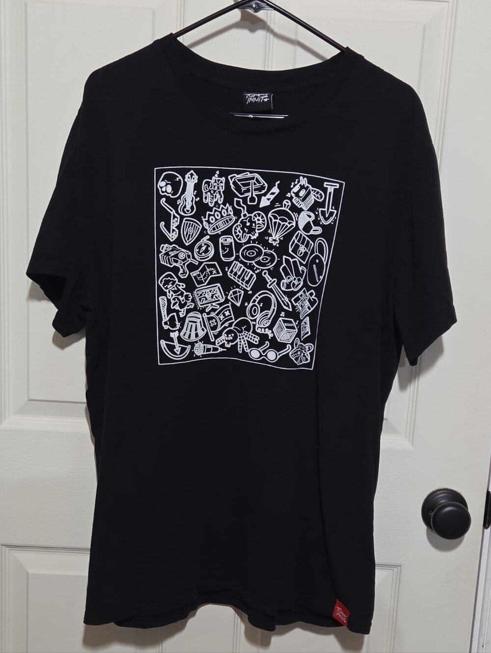TommyInnit stylistic tee - unisex XL